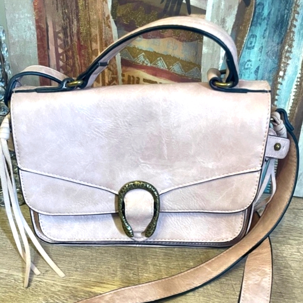 MADDEN CROSSBODY PURSE EUC